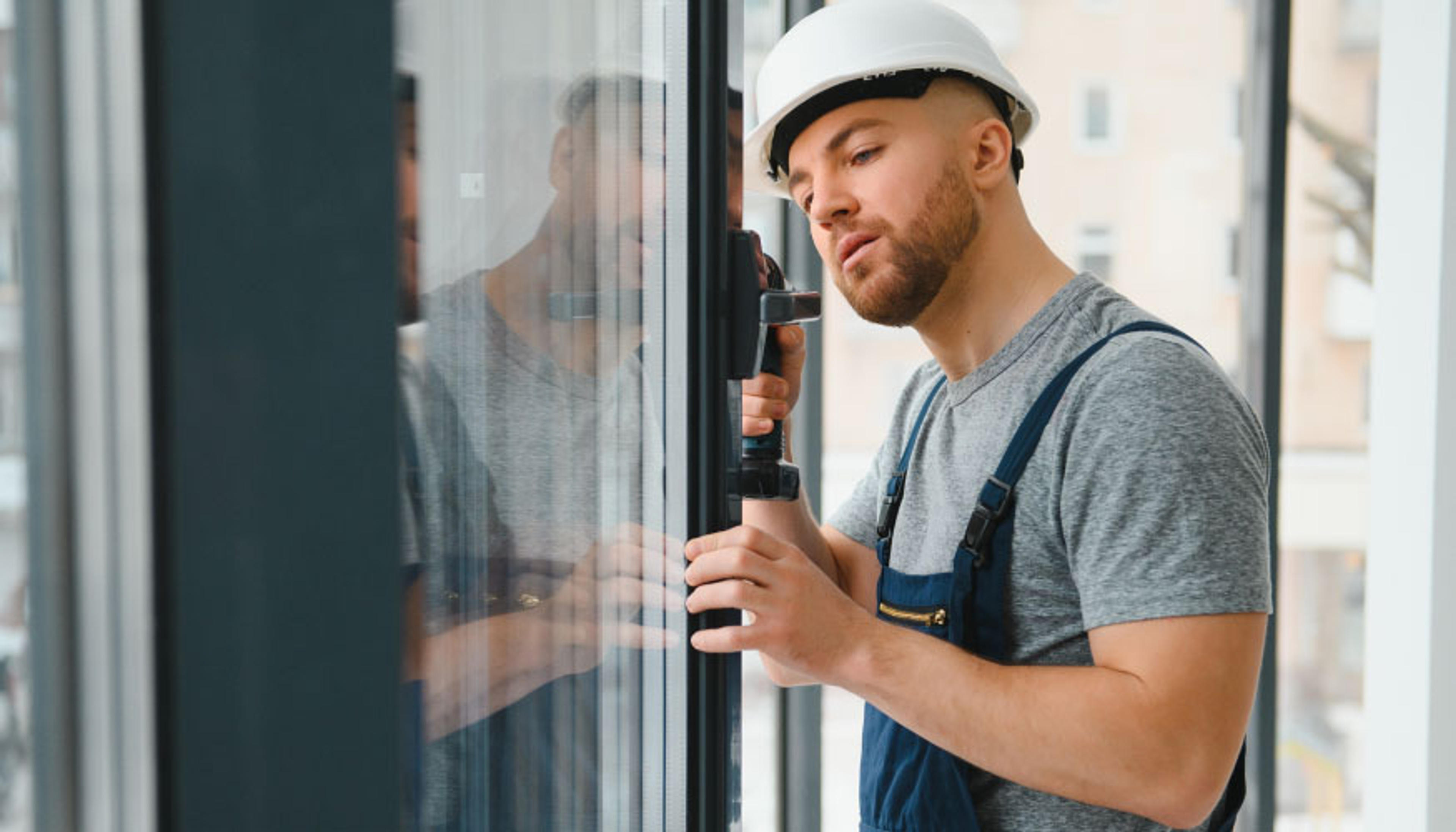 808 Cama Menfez Açma Ustası hazır.