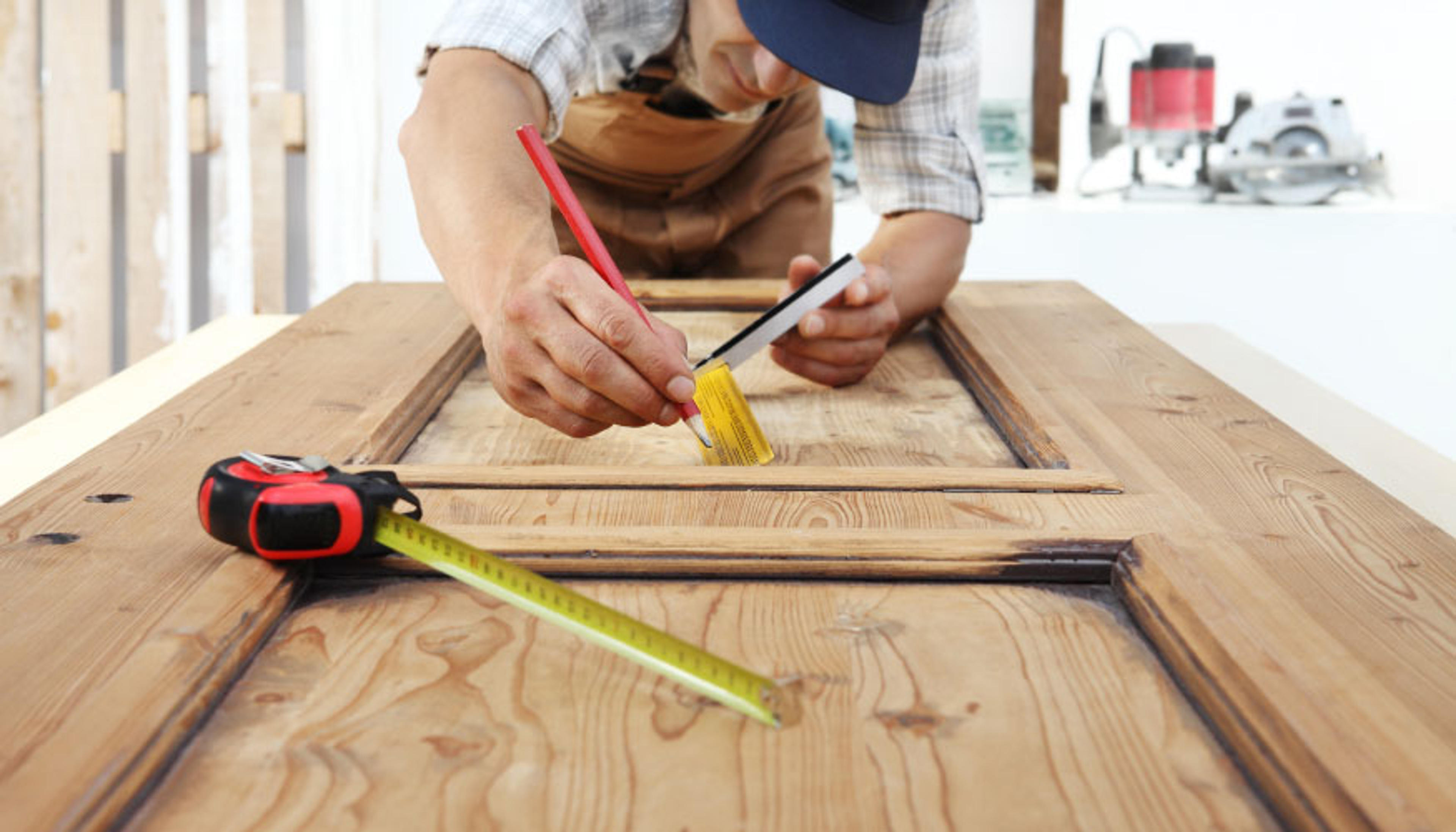 4607 Kapı Yapımı Ustası hazır.