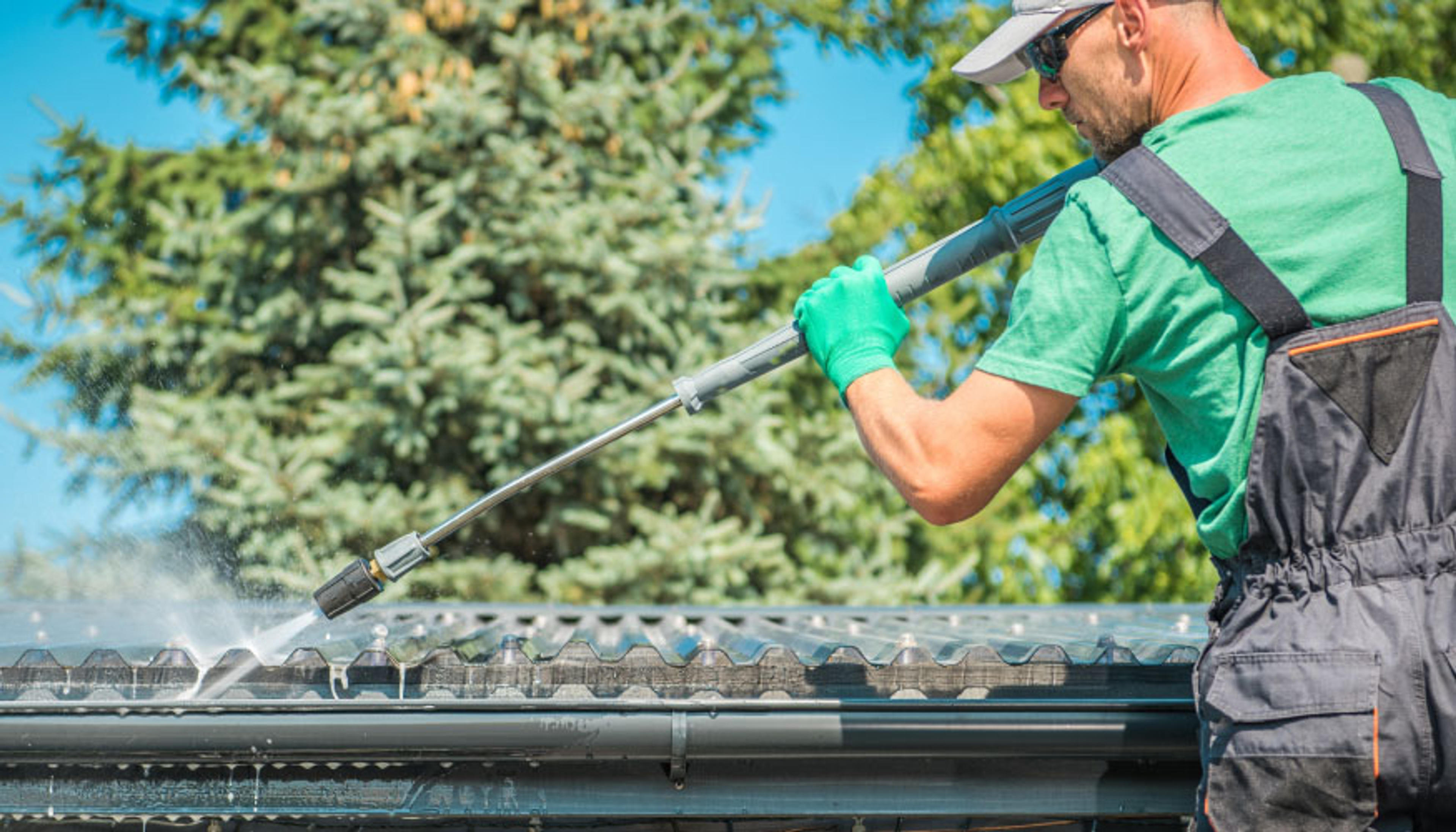 Roof Cleaning