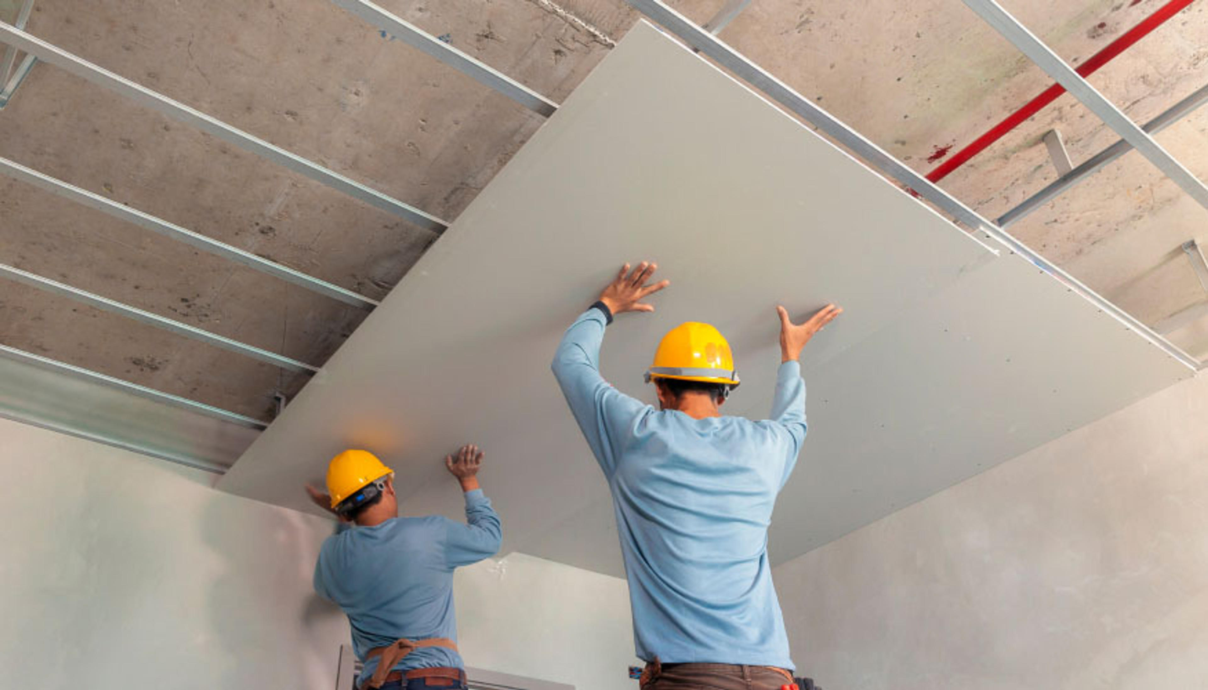 652 Ceiling Installers ready for you.