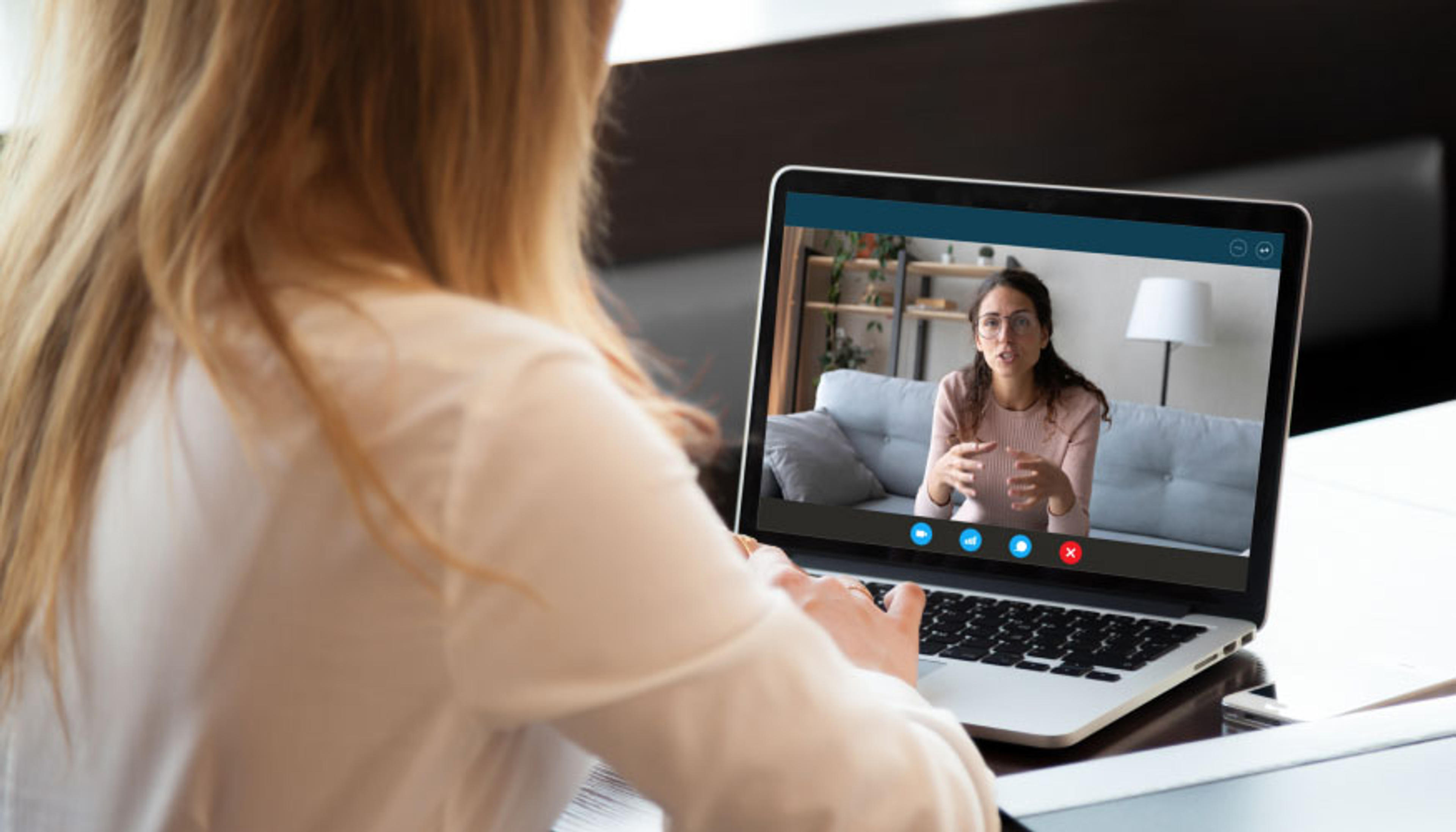 770 Online Diksiyon Öğretmeni hazır.