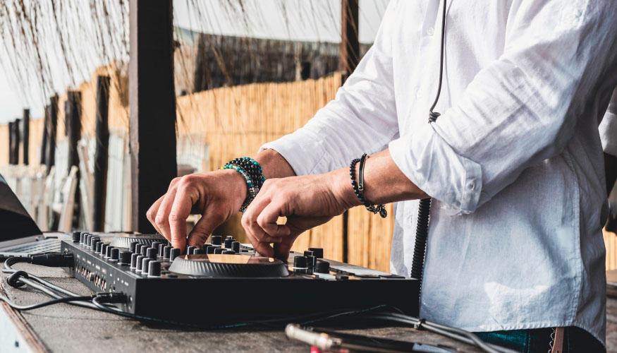 253 DJ sind bereit für dich.