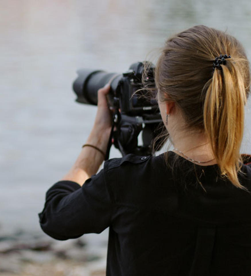 334 Eventfotografen sind bereit für dich.