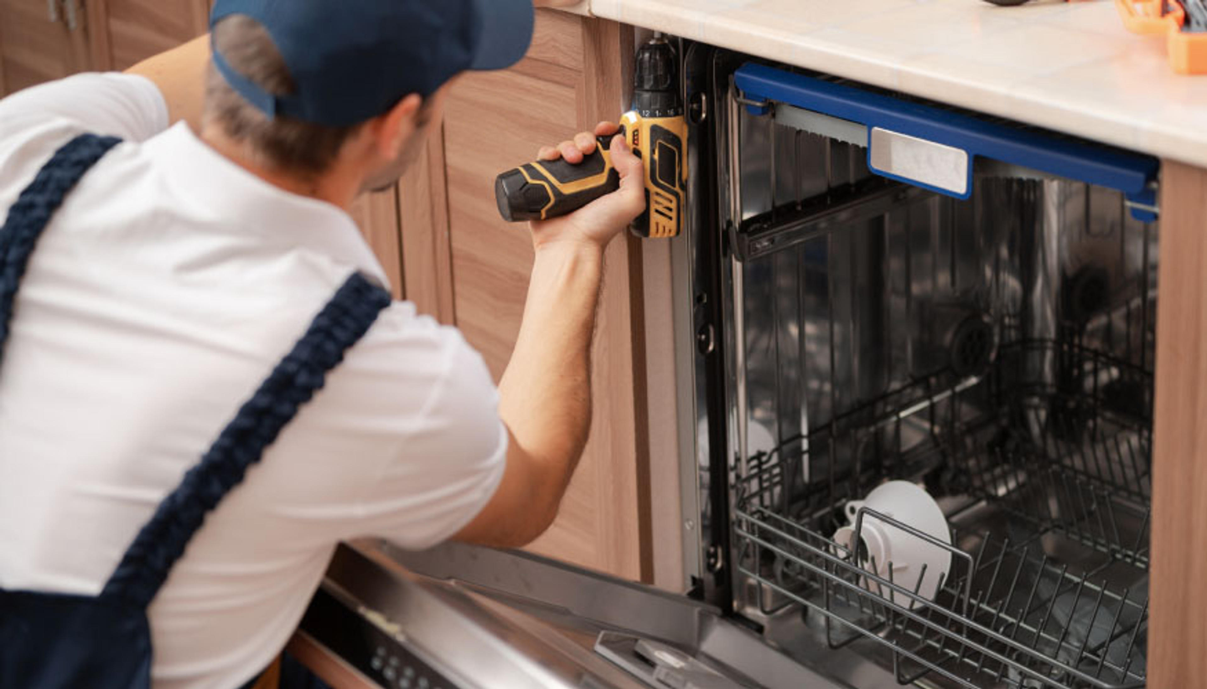 Geschirrspüler Reparatur