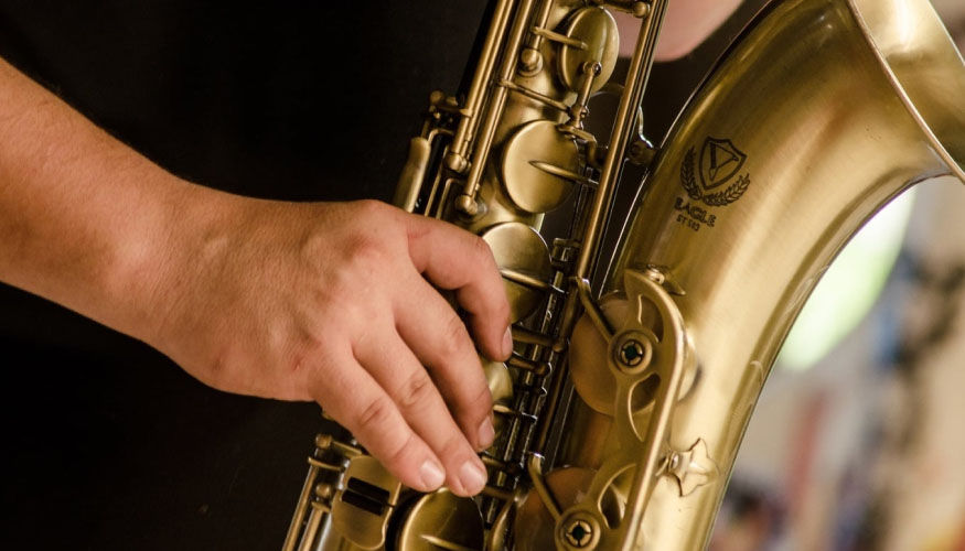 Banquet usikre Lover Saxophonunterricht Lyss: Gratis Kosten der besten 40 Saxophonlehrer  einholen | ProntoPro