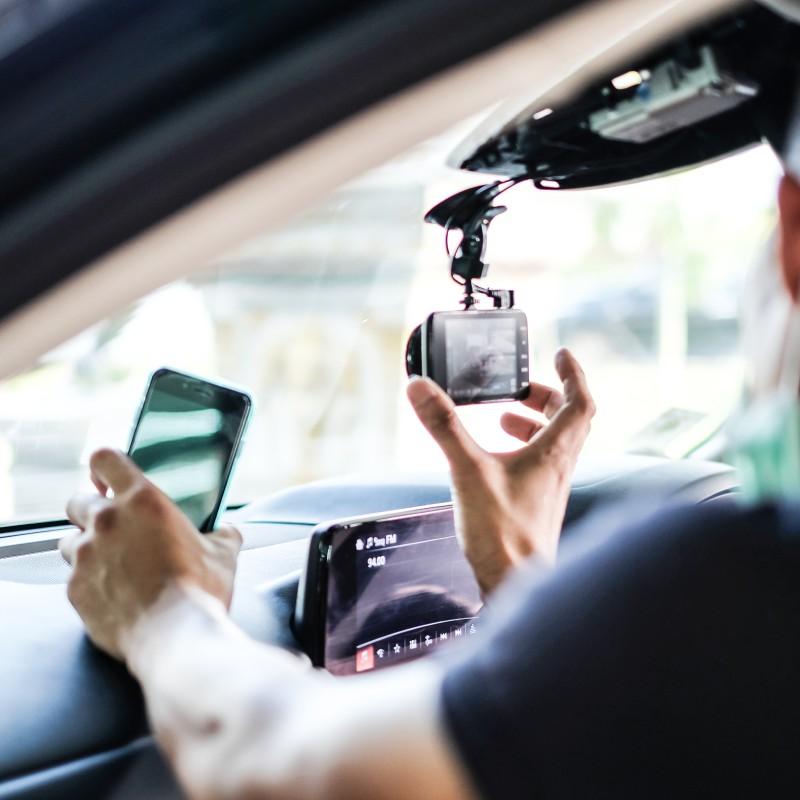 تركيب كاميرا خلفية للسيارة