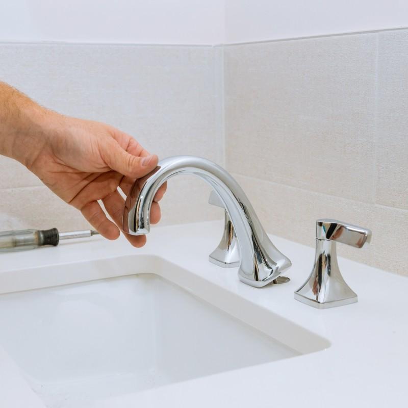 Wasserhahn Installation