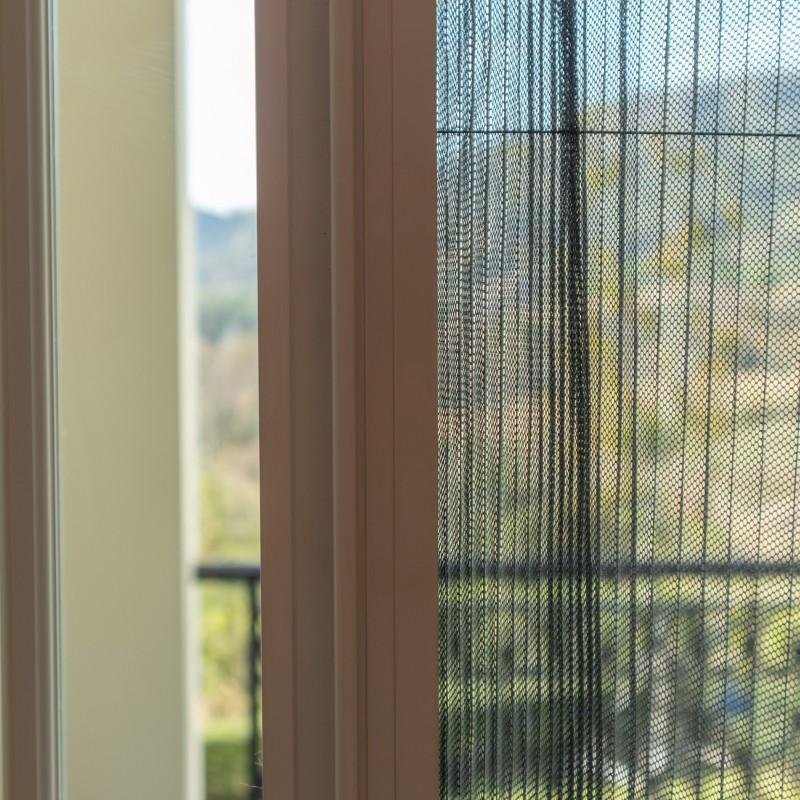 Akordiyon Pencere Sineklik