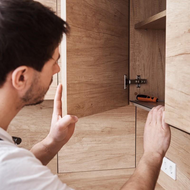 Mutfak Dolabı Menteşe Tamiri