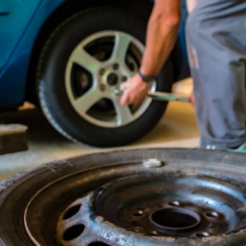 Riparazione Pneumatici Auto