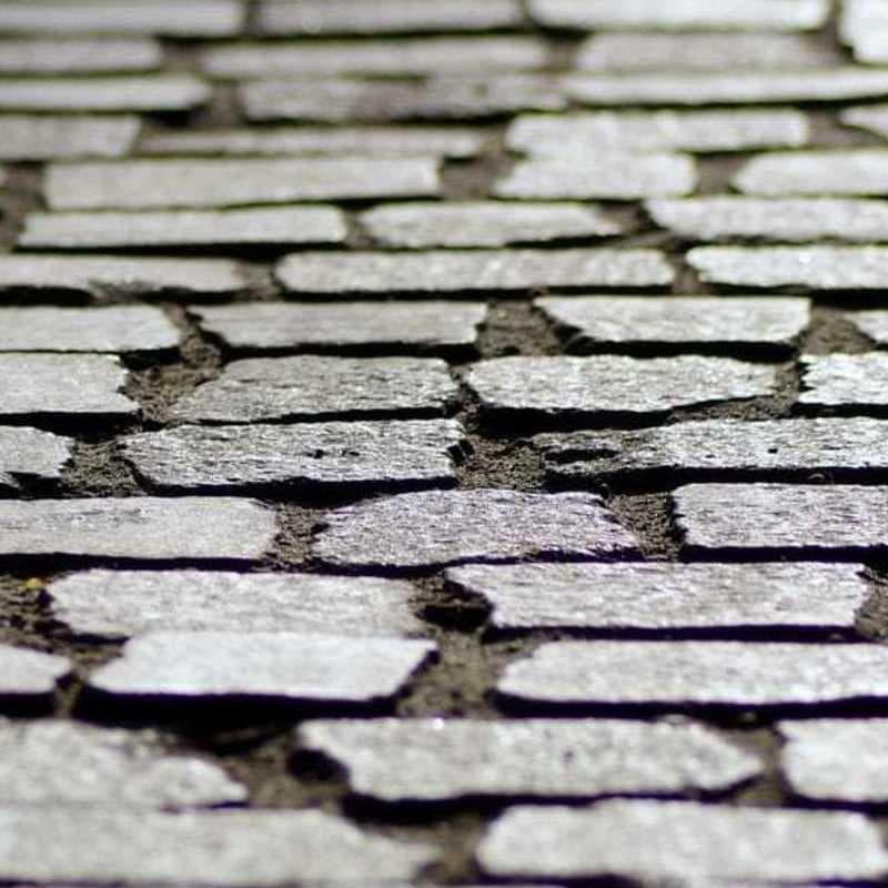 Posa Pavimento in Pietra