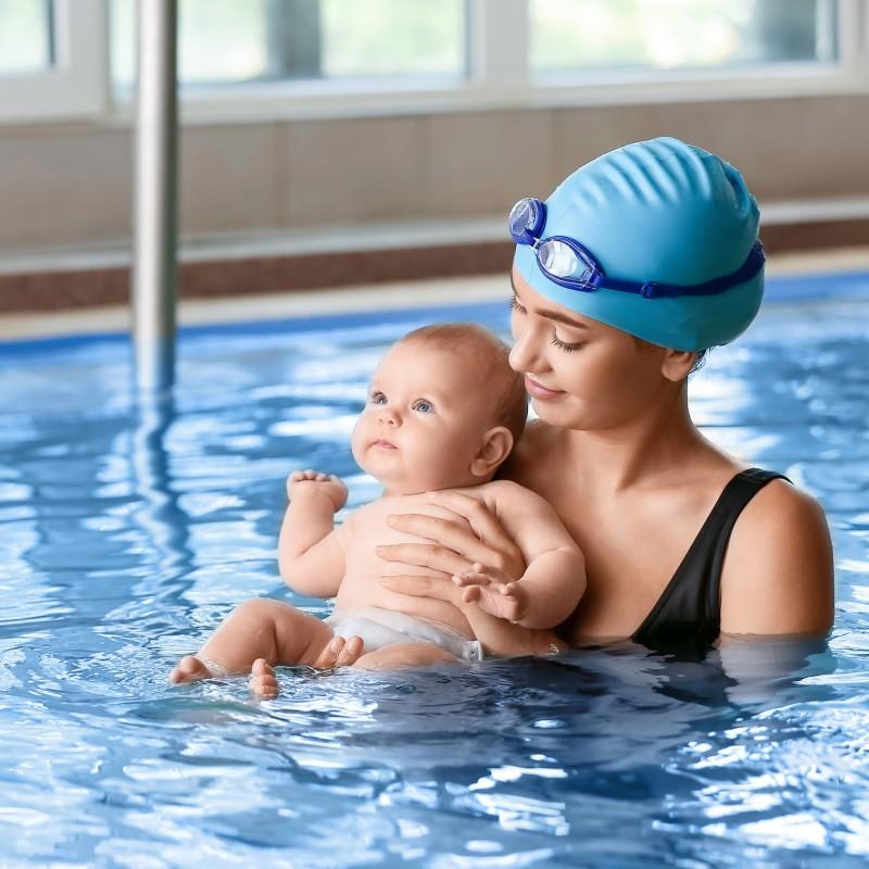 Bebek Yüzme Dersi