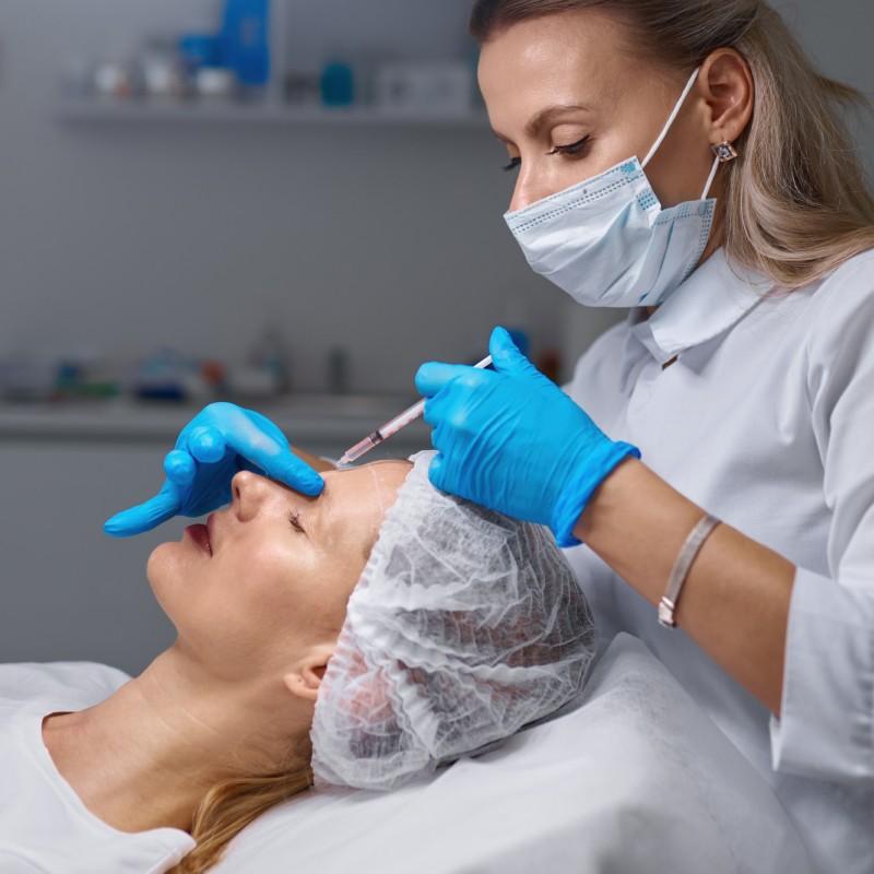 Faltenunterspritzung